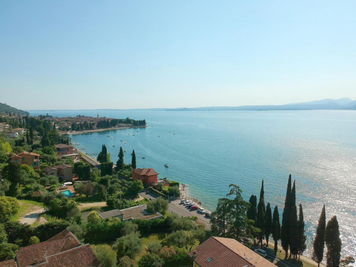 Hotel Galvani Torri Del Benaco Buitenkant foto