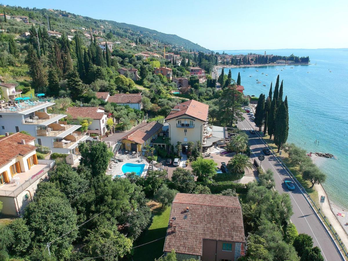 Hotel Galvani Torri Del Benaco Buitenkant foto