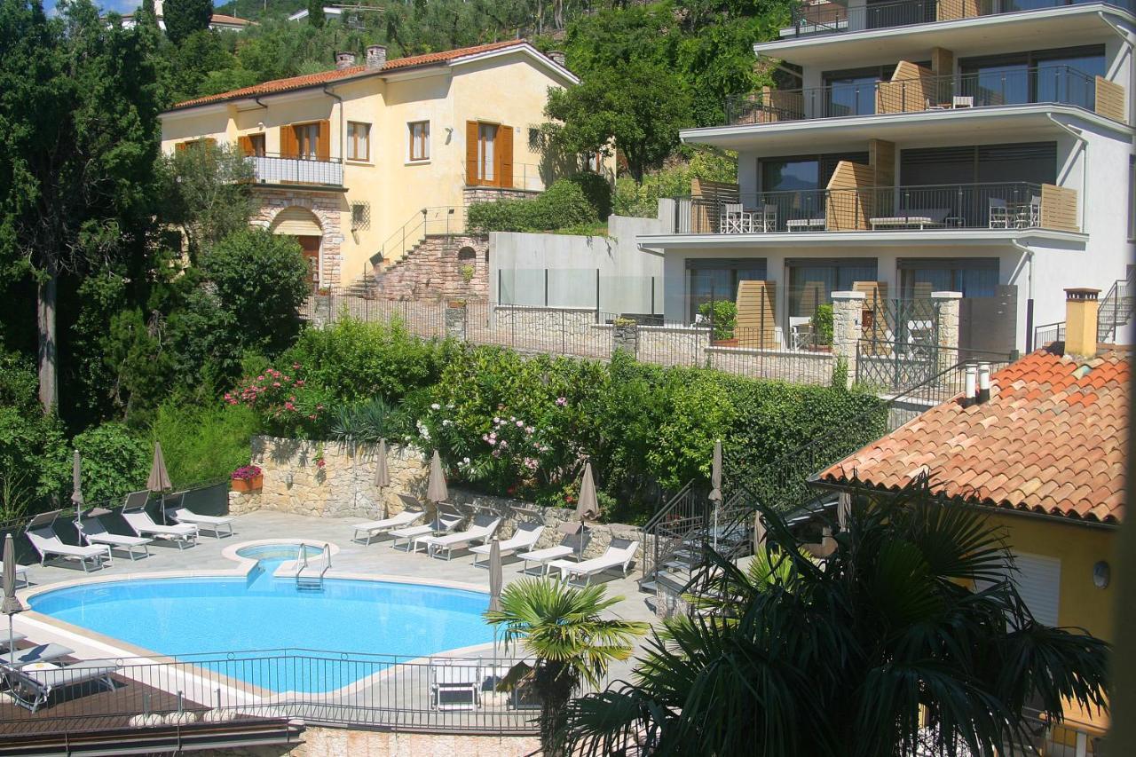 Hotel Galvani Torri Del Benaco Buitenkant foto