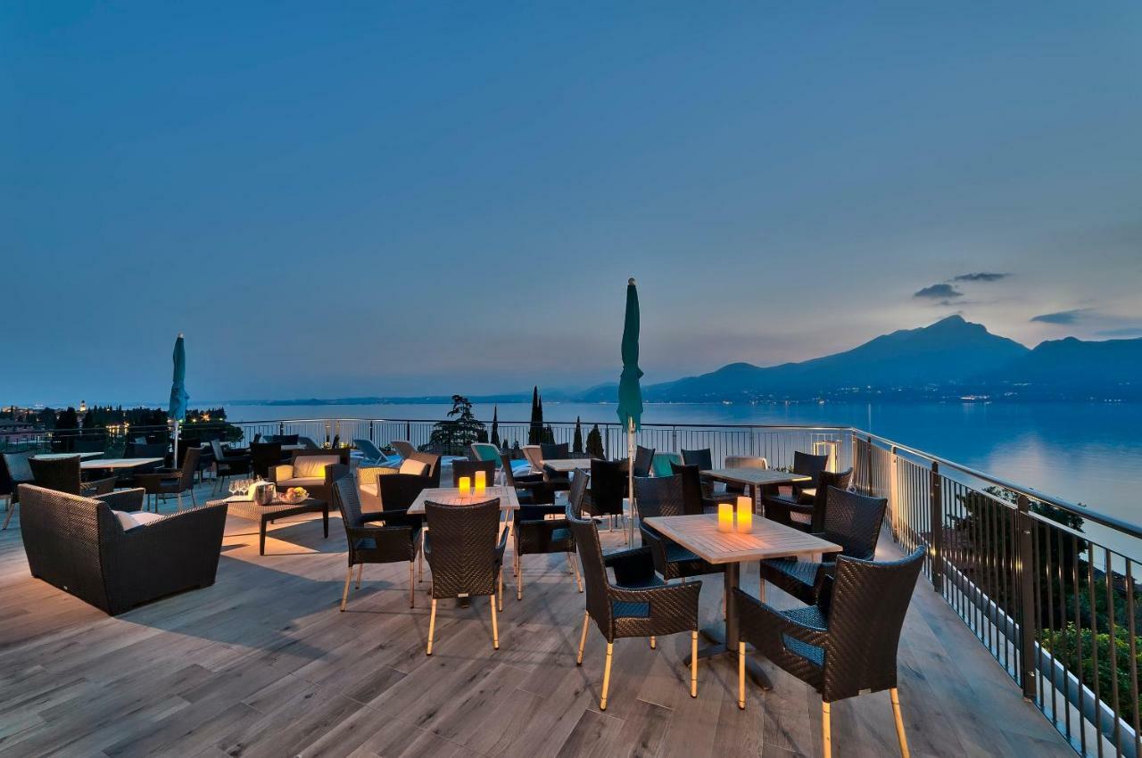 Hotel Galvani Torri Del Benaco Buitenkant foto